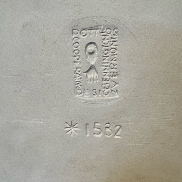 Vtg. MCM Bennington Stoneware Pottery Vermont 8” Square Tile Trivet Wall Decor - Picture 4 of 7